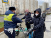 Госавтоинспекция Юго-восточного округа призывает пешеходов и велосипедистов быть предельно внимательными на дорогах