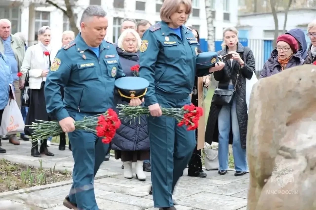 ПОМНИ РАДИ БУДУЩЕГО ПОМНИ РАДИ БУДУЩЕГО